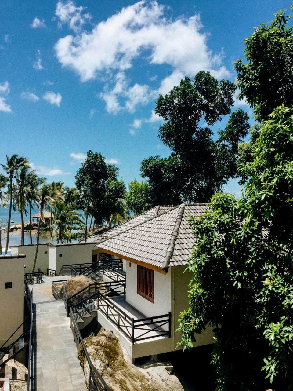 The Pier Phu Quoc Resort Экстерьер фото